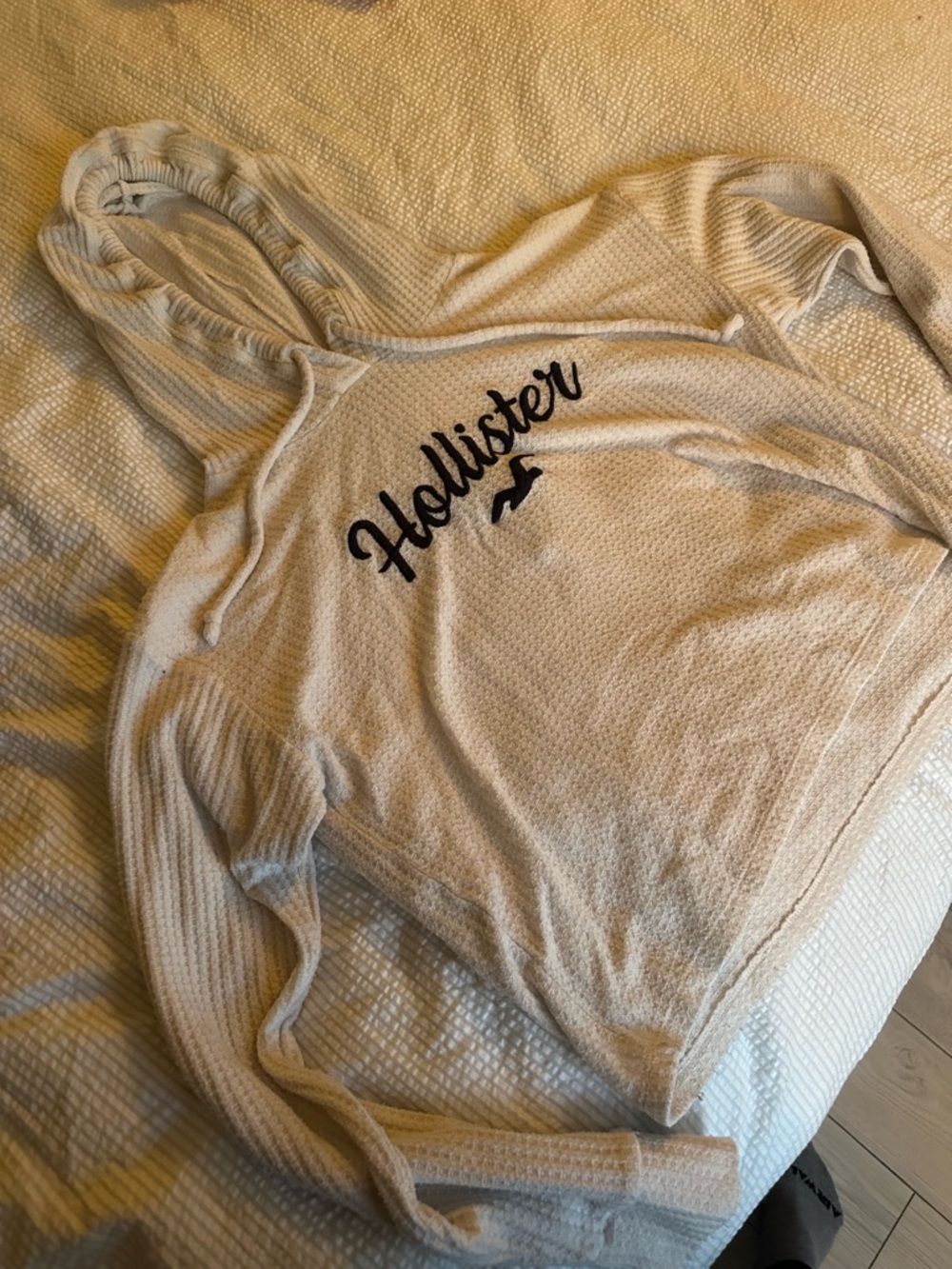 Hollister Cream Waffle-Knit Pullover Hoodie Top